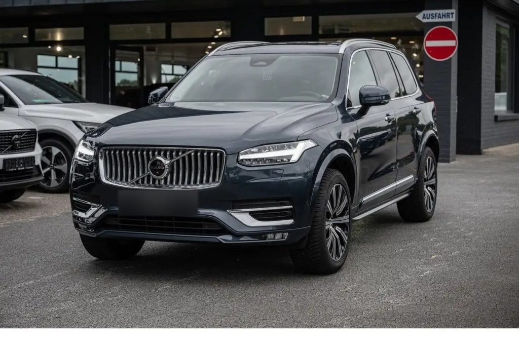 Volvo XC90 B5 AWD Plus Bright