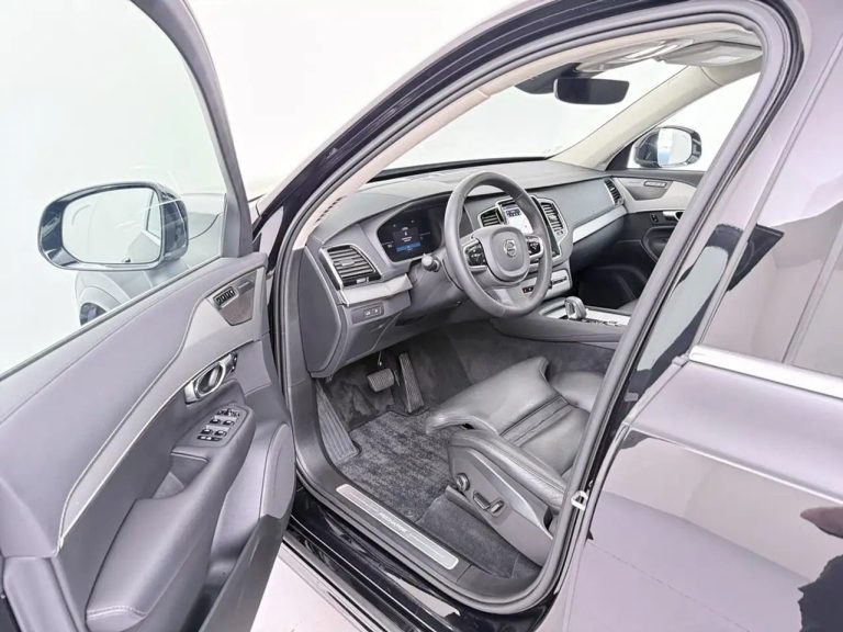 Volvo XC90 T8 Recharge AWD Ultimate Bright - photo 10