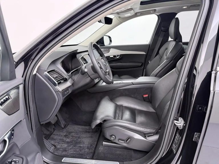 Volvo XC90 T8 Recharge AWD Ultimate Bright - photo 11