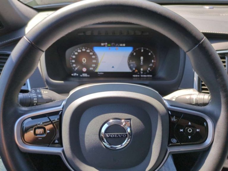 Volvo XC90 B5 AWD R-Design - photo 14