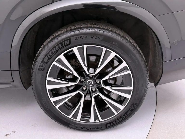 Volvo XC90 T8 Recharge AWD Ultimate Bright - photo 17