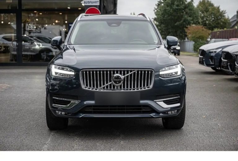 Volvo XC90 B5 AWD Plus Bright - photo 2