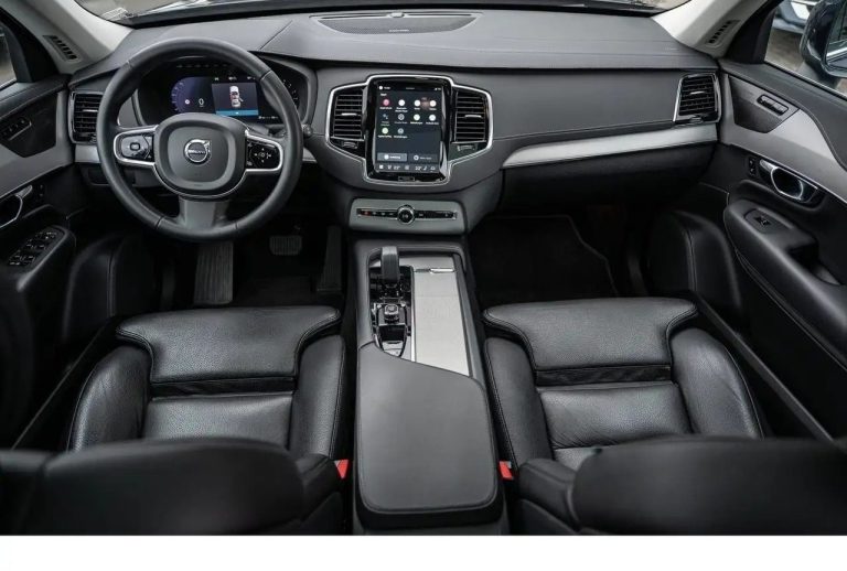Volvo XC90 B5 AWD Plus Bright - photo 9
