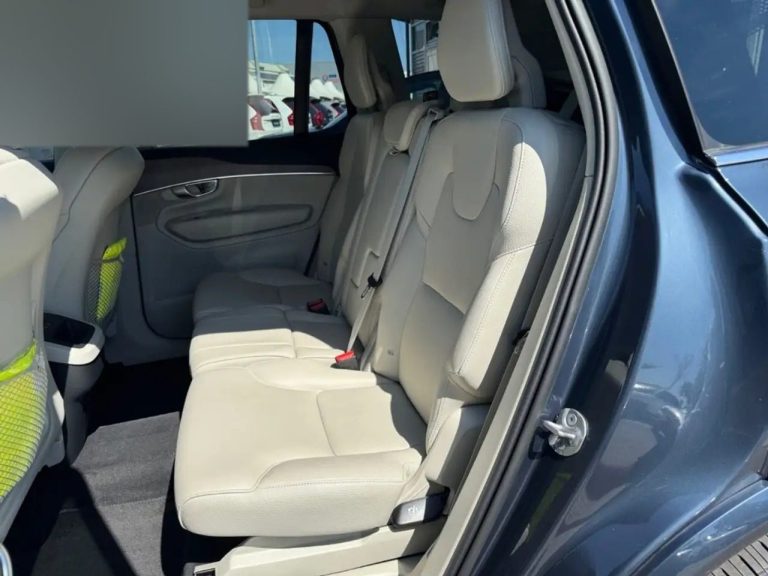 Volvo XC90 B5 AWD Plus Bright - photo 11