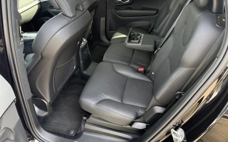 Volvo XC90 Recharge T8 AWD Ultimate Bright - photo 11