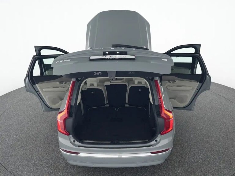 Volvo XC90 T8 Recharge Plus Bright AWD - photo 13