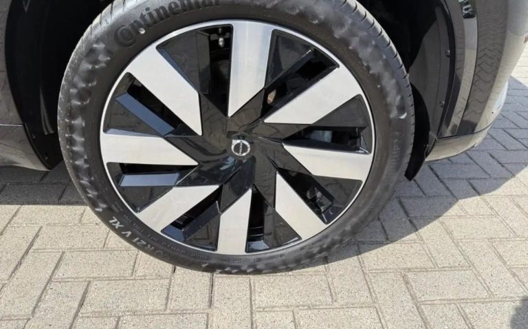 Volvo XC90 Recharge T8 AWD Ultimate Bright - photo 15