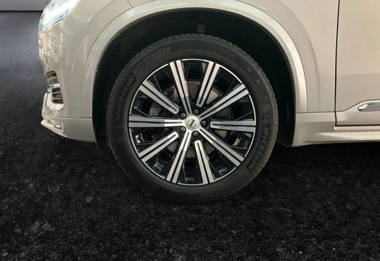 Volvo XC90 B5 D AWD Plus - photo 15