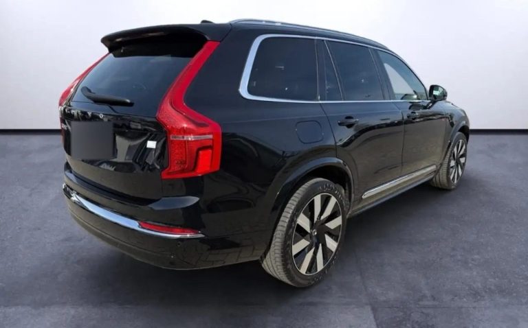 Volvo XC90 Recharge T8 AWD Ultimate Bright - photo 3