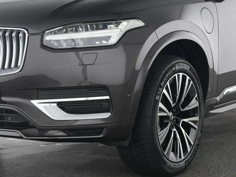 Volvo XC90 Recharge T8 AWD Ultimate Bright - photo 8