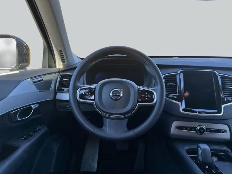 Volvo XC90 T8 AWD Plug-in Hybrid - photo 12