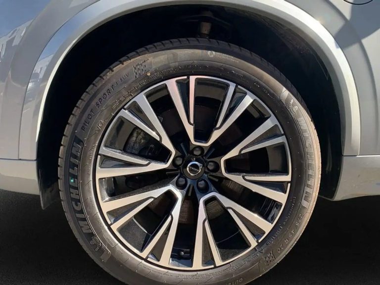 Volvo XC90 T8 AWD Plus Bright - photo 13