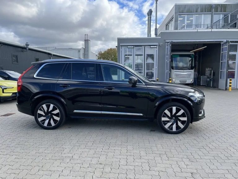 Volvo XC90 T8 AWD Ultimate Bright - photo 4