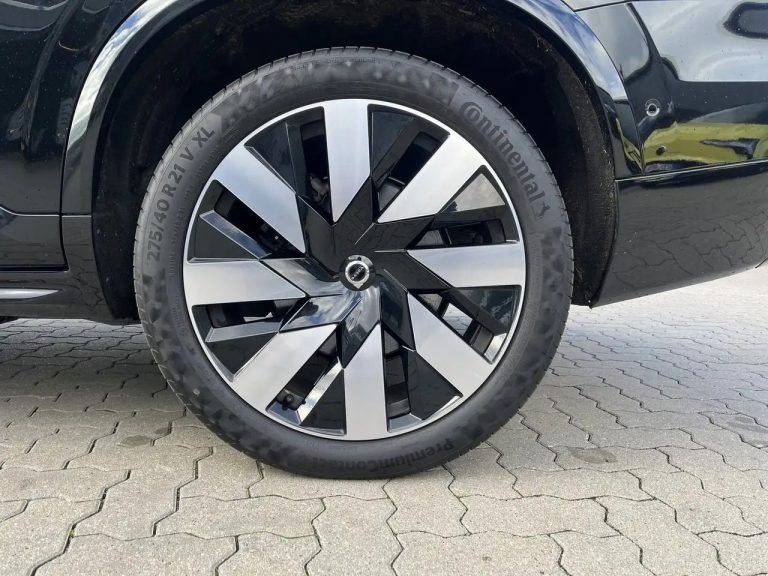 Volvo XC90 T8 AWD Ultimate Bright - photo 9